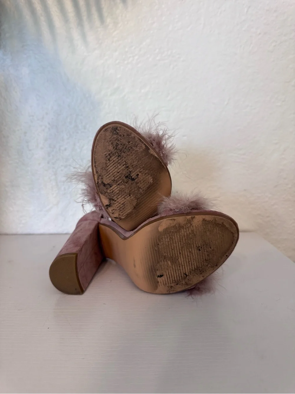 Steve Madden Dusty Mauve Feather-Trim Block Heel Sandals